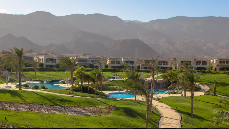 قرية لافيستا 6 العين السخنه