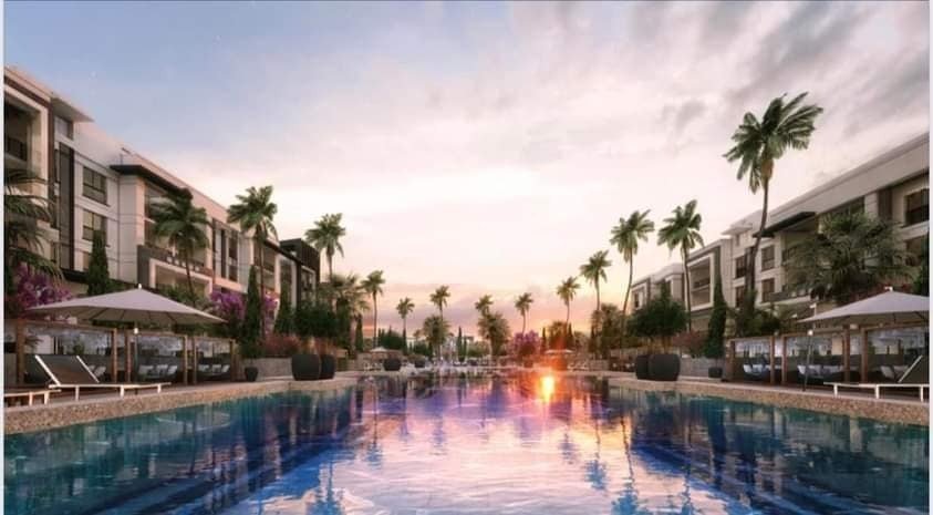 كمبوند نيوم بيراميدز أكتوبر