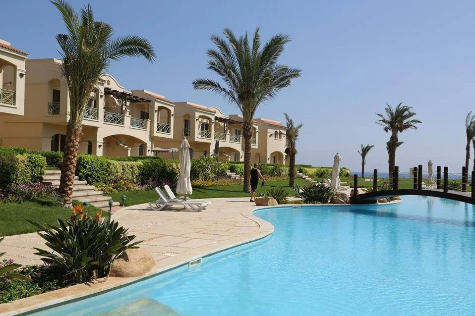La Vista Topaz El Ain Sokhna by La Vista Development
