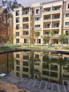 شقةمميزة للبيع في كمبوند سراي القاهرة الجديدةمقدم 5%