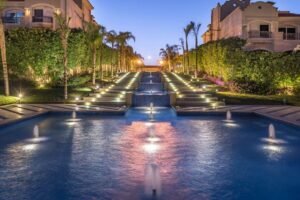 تاون هاوس للبيع بالشروق في كمبوند الباتيو 5 تسليم فوري