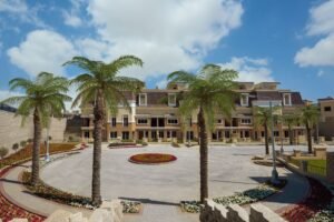 شقة للبيع في كمبوند سراي من مدينة مصر وتقسيط 8 سنوات – شركة مدينة مصر للاسكان والتعمير