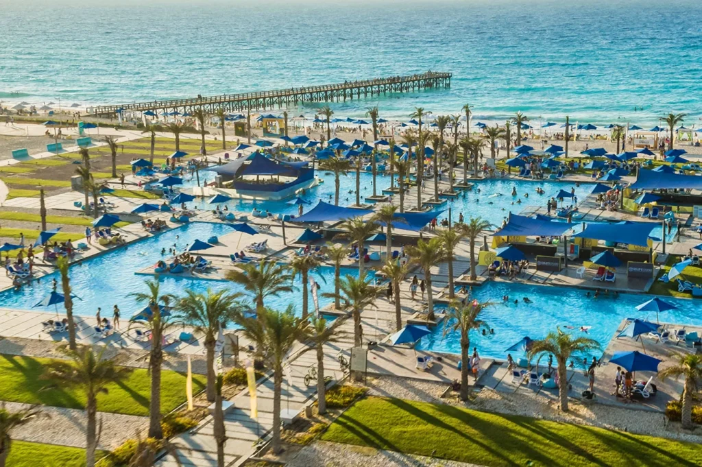 La Vista Bay East by La Vista Developments-2026 2 bay feature La Vista Bay