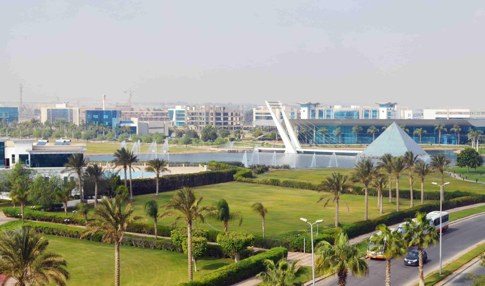 Carousel 1 min 1 scaled 1 مجمع أعمال V5 القرية الذكية