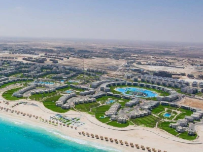 الاستثمار في شاليهات الساحل الشمالي | دليلك لأفضل الفرص العقارية 2 الاستثمار في شاليهات الساحل الشمالي