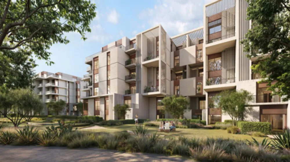 سولانا إيست